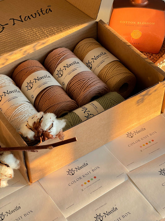 Navita Knit Color Box