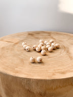 Bolas de madeira