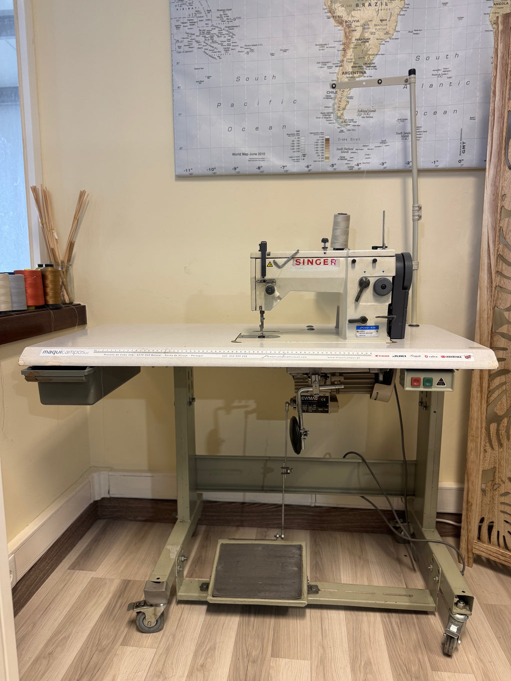 Máquina de Costura Industrial Singer JP20U-430