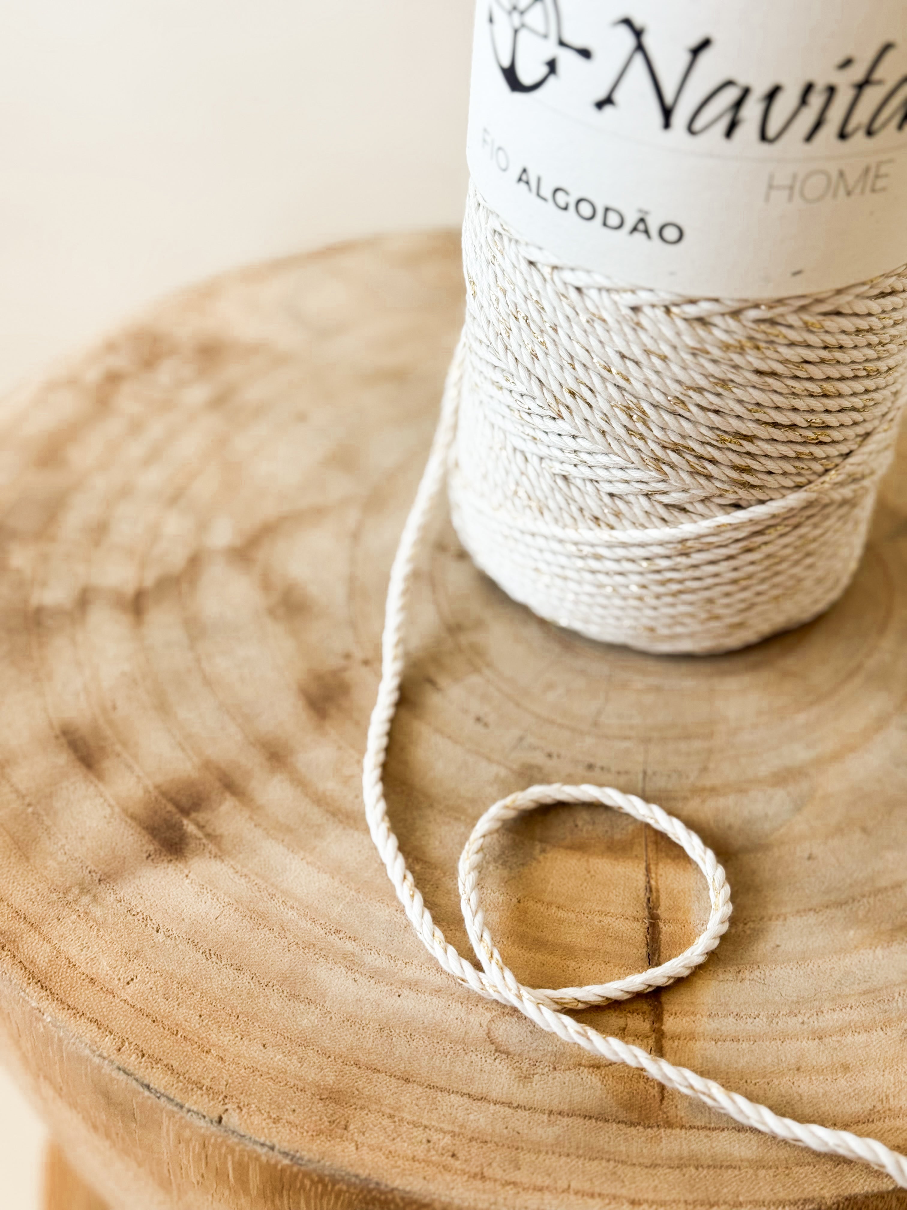 Fio Torcido Algodão/Metálico Ouro