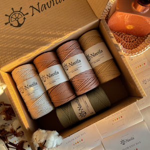 Navita Knit Color Box