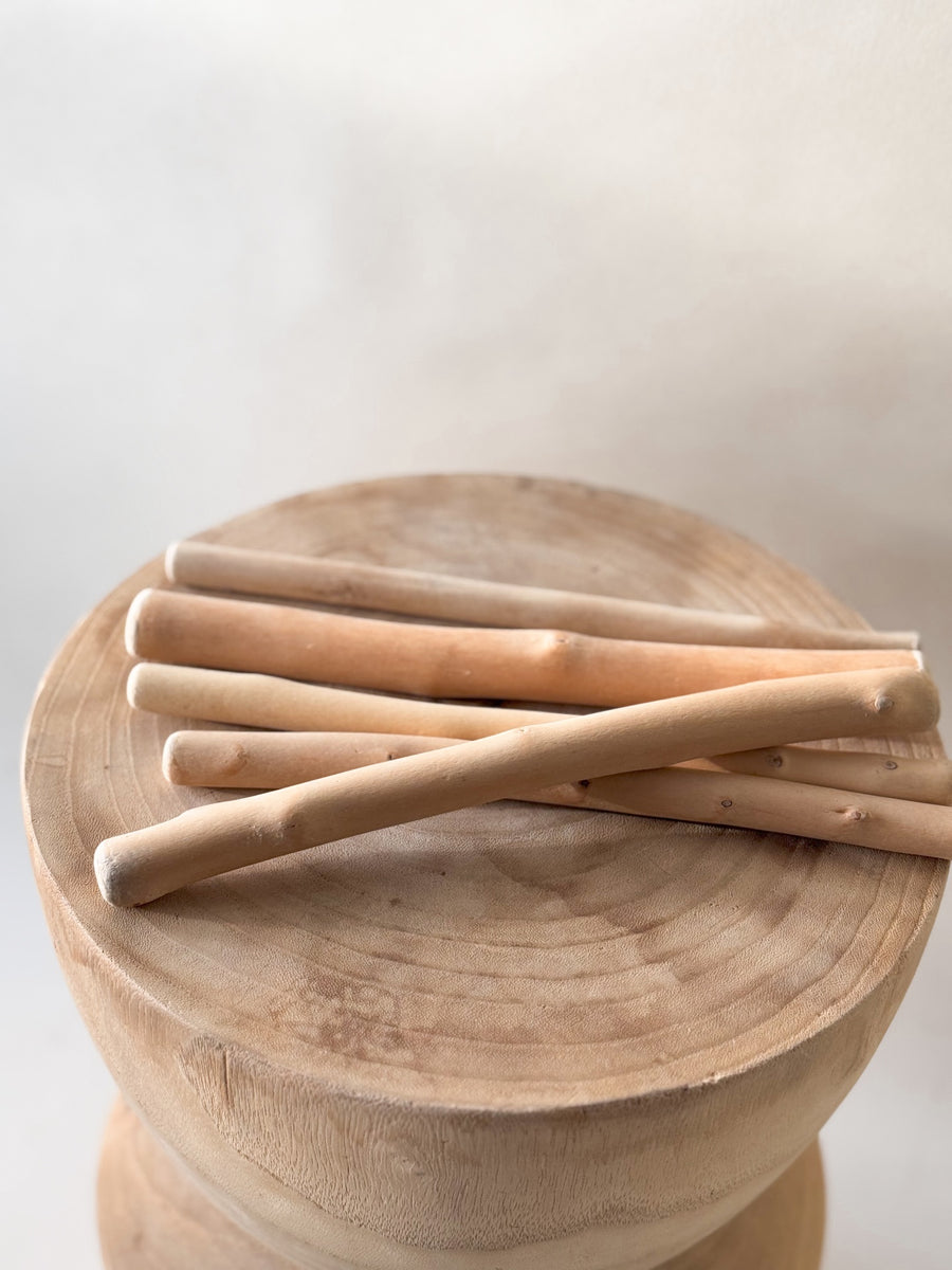 20cm wooden sticks