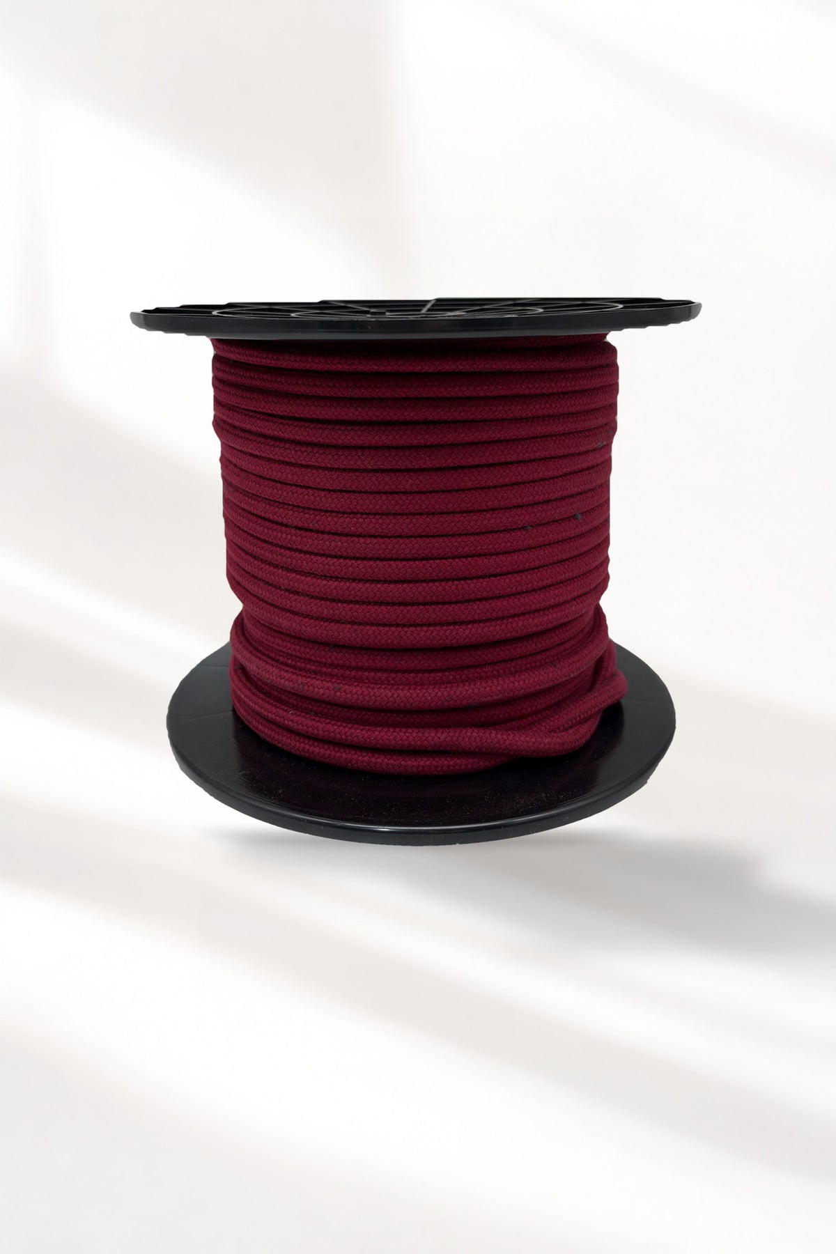 Corda Entrançada de Algodão com alma Bordeaux - 6mm - ~65mts [OPORTUNIDADE]